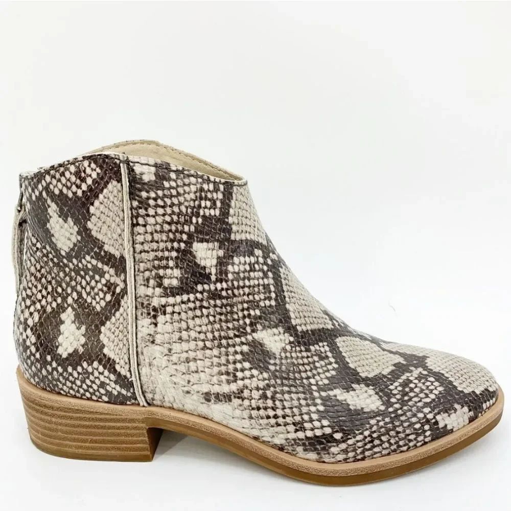 BRAND NEW DOLCE VITA TAVIN PYTHON SNAKE PRINT ALMOND TOE ANKLE BOOT